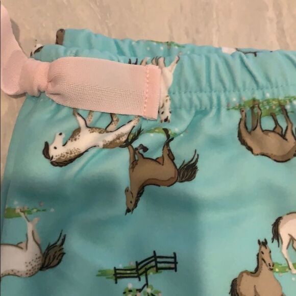 🎉last deal 🎉Carter’s PJ set - Picture 5 of 7